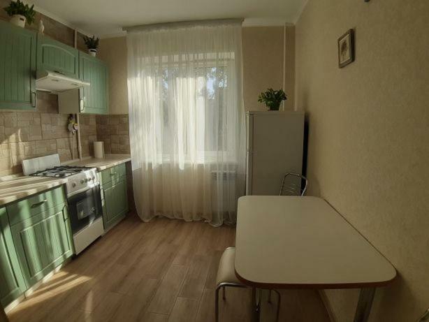 Двухкомнатная В Центре Троещины Kiev Exterior foto